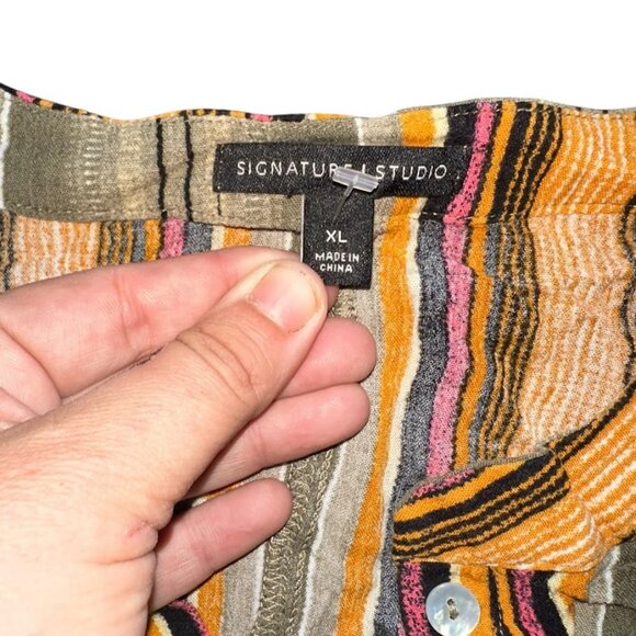 NWOT Signature Studio Green Orange Striped V Neck Top Size XL - Picture 2 of 2